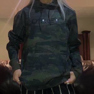 Oakley Tops - Women’s oakley camouflage hoodie Oakley Tops - Women’s oakley camouflage hoodie